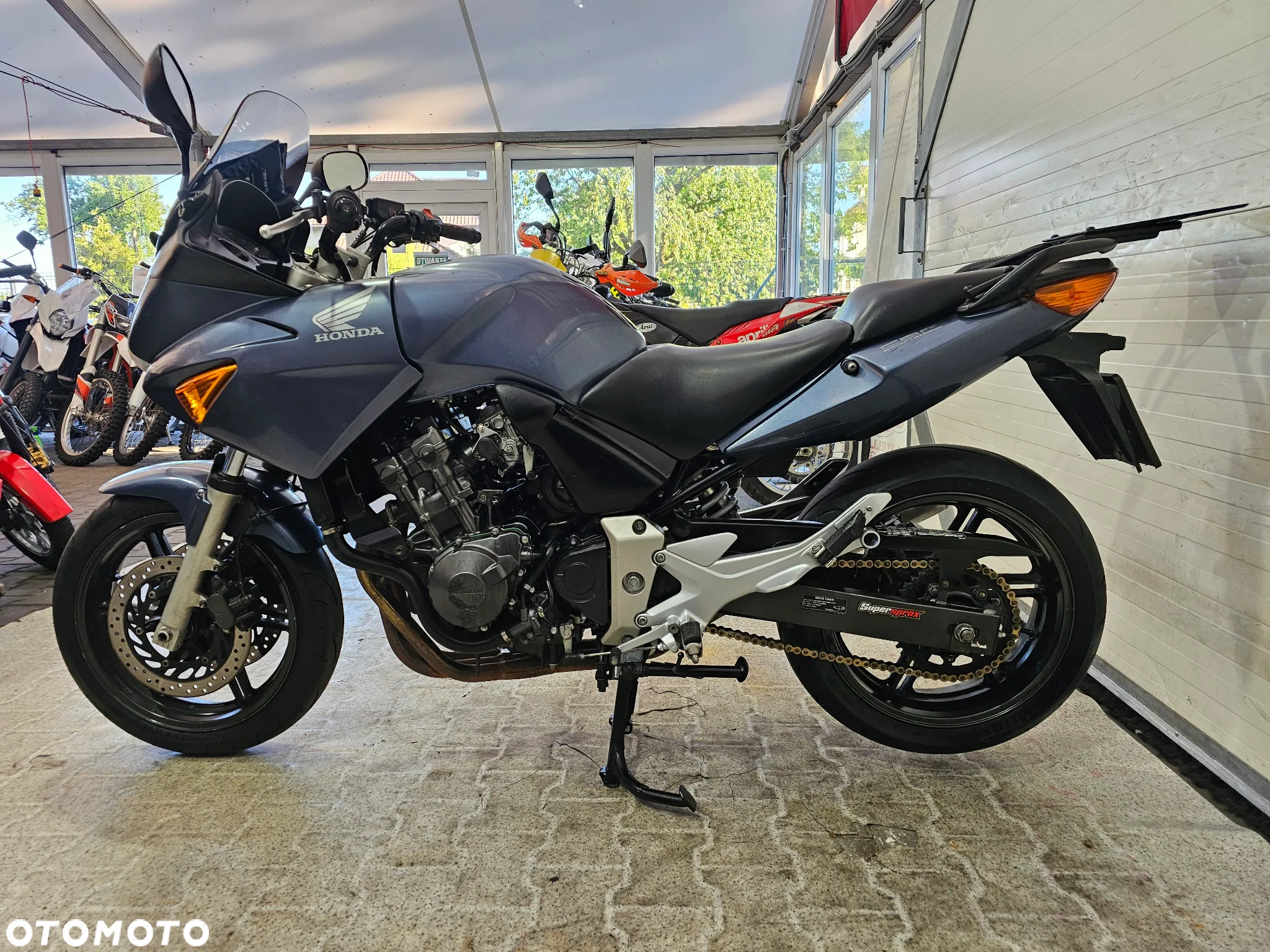Honda CBF - 11