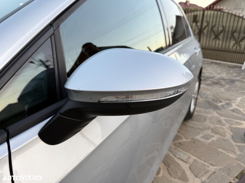 Volkswagen Golf 1.0 TSI Life - 9