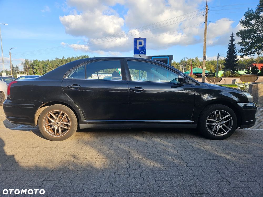 Toyota Avensis 1.8 VVT-i Luna - 10