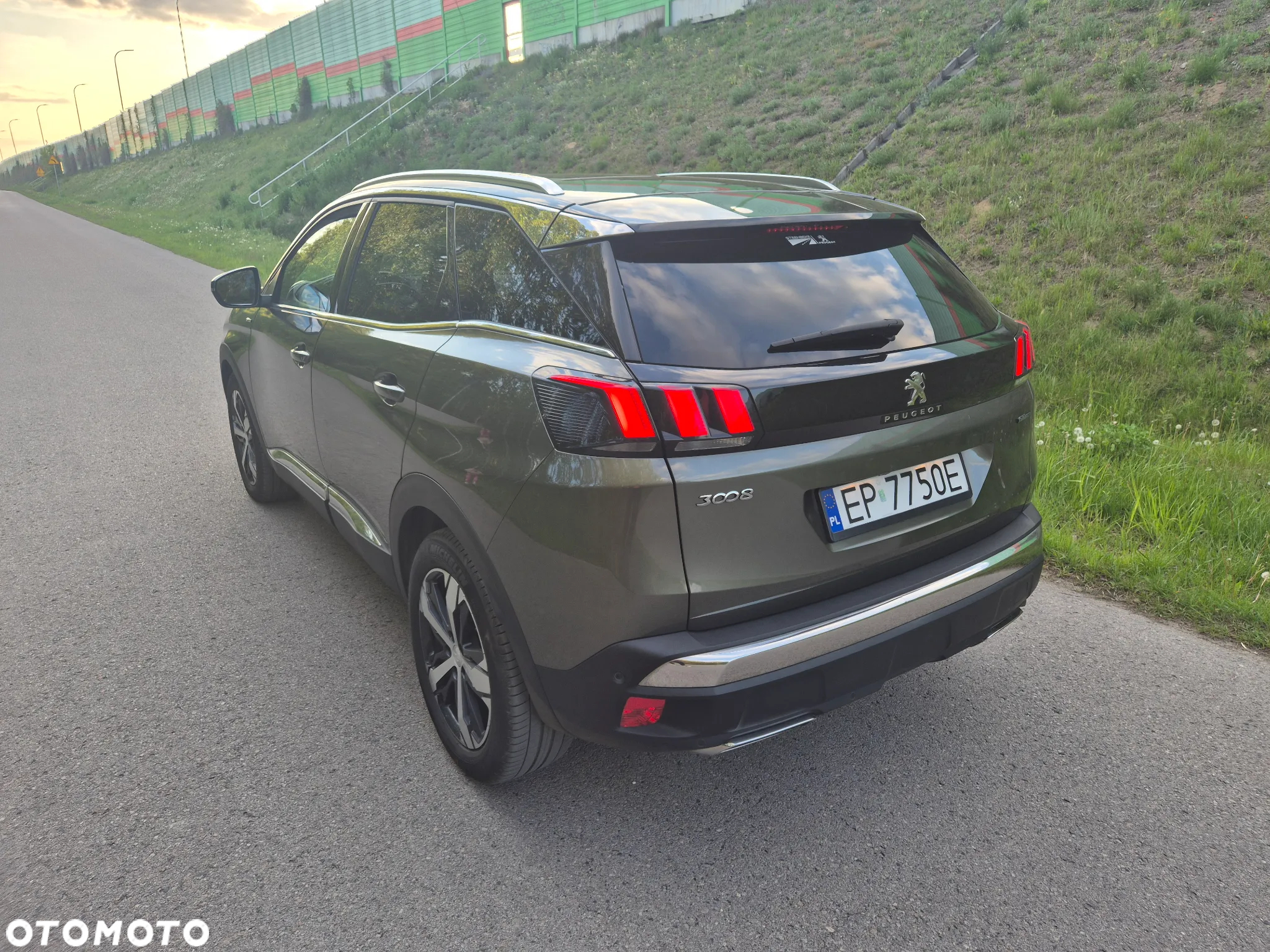 Peugeot 3008 1.2 PureTech GT Pack S&S EAT8 - 12