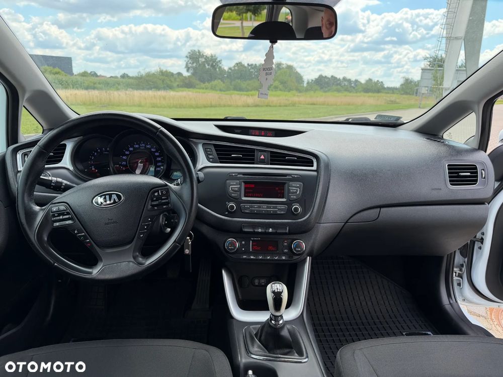 Kia Ceed 1.6 CRDi M - 8