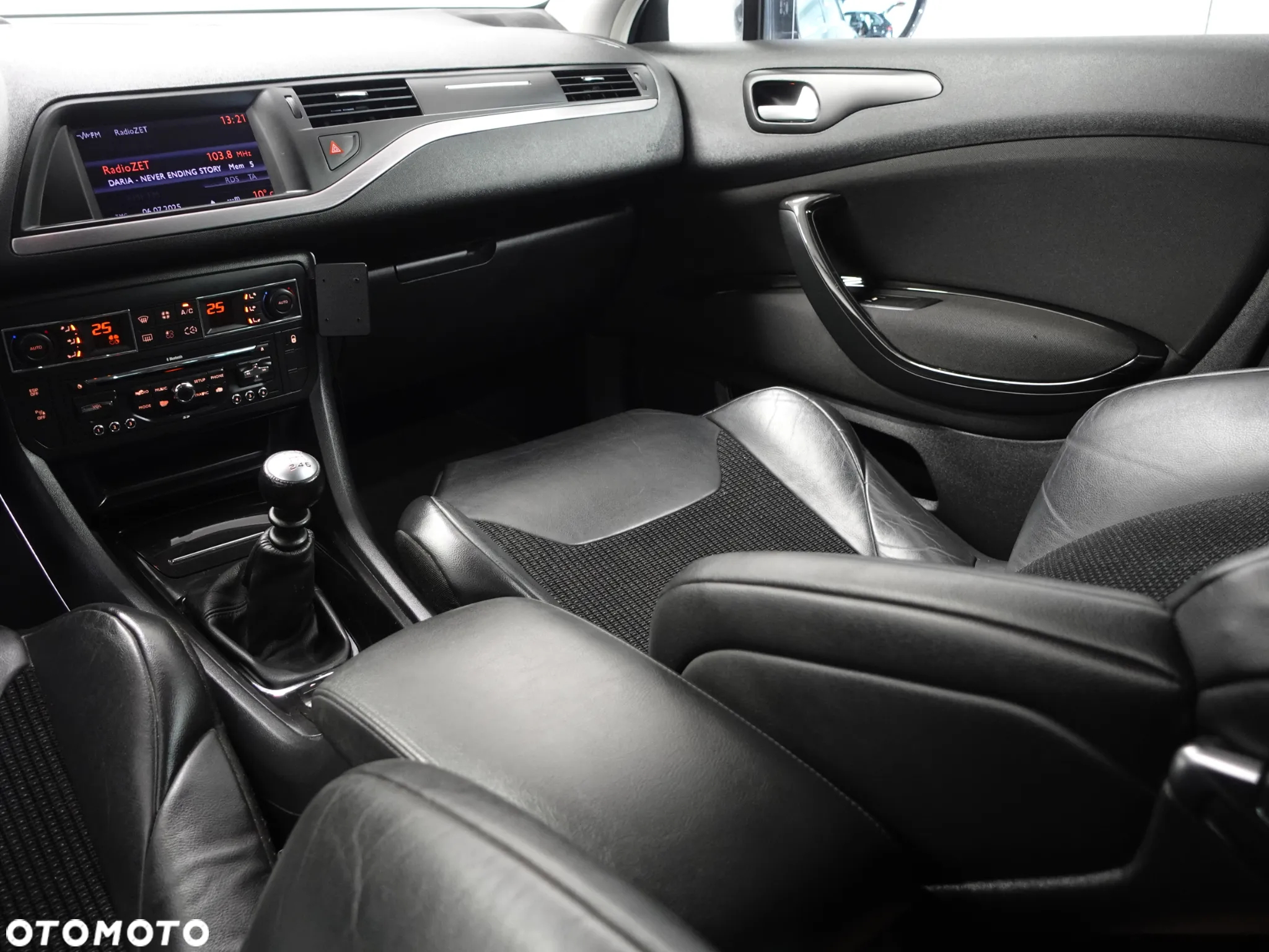 Citroën C5 Tourer HDi 165 FAP Exclusive - 37