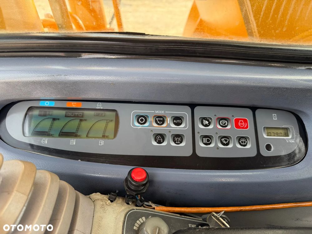 Case CX 210 Longreach - 23