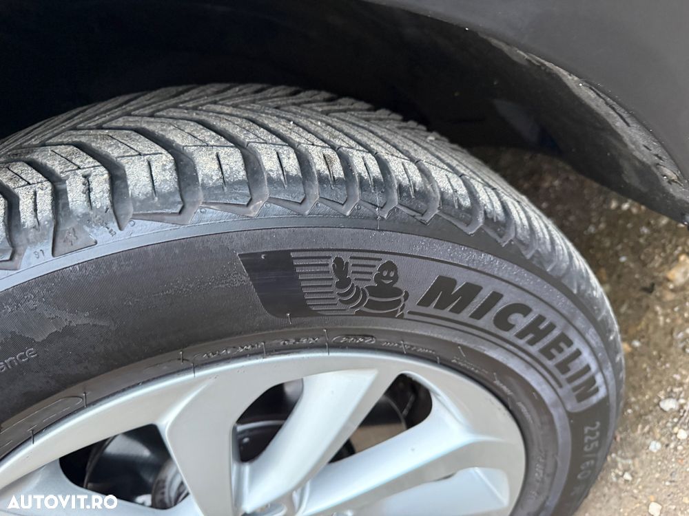 Hyundai Tucson blue 1.7 CRDi 2WD DCT Style - 32