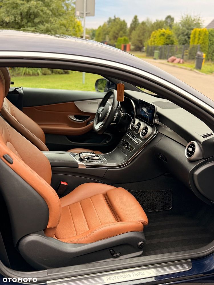 Mercedes-Benz Klasa C 200 9G-TRONIC - 11