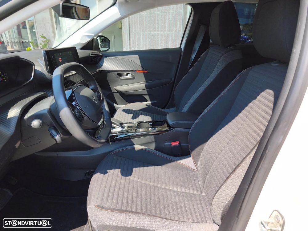 Peugeot e-208 50 kWh Active Pack - 9