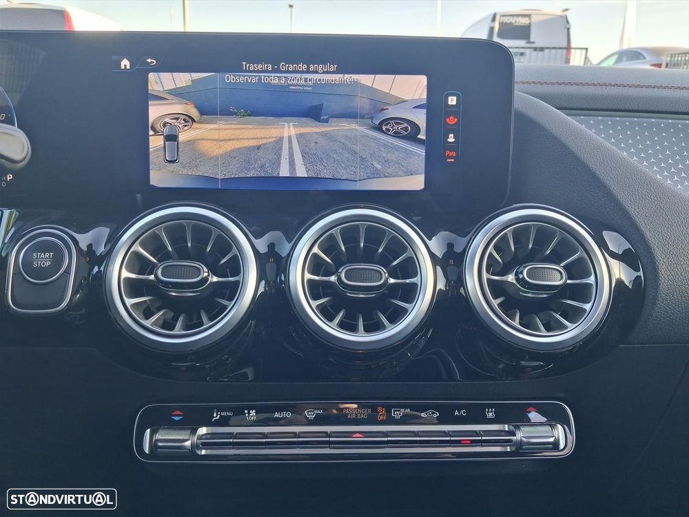 Mercedes-Benz EQA 250+ AMG Line - 16