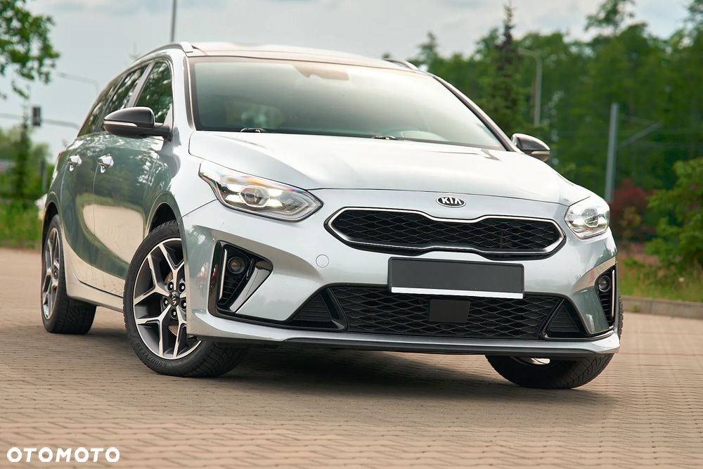 Kia Ceed 1.4 T-GDI DCT OPF GT Line - 21