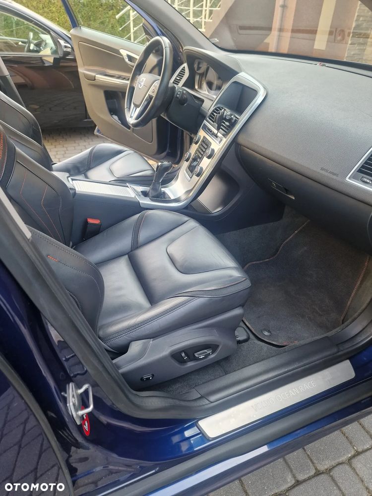 Volvo XC 60 - 18