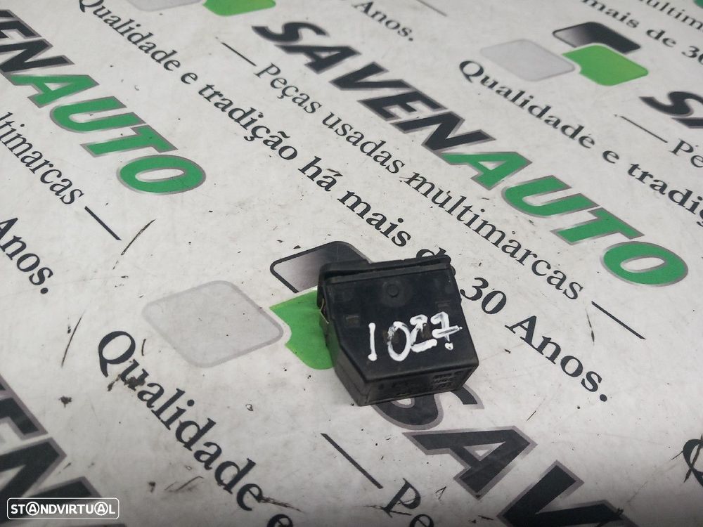 Botão / Botões / Comutador Vidro Esq Volkswagen Passat (3A2, 35I) - 2