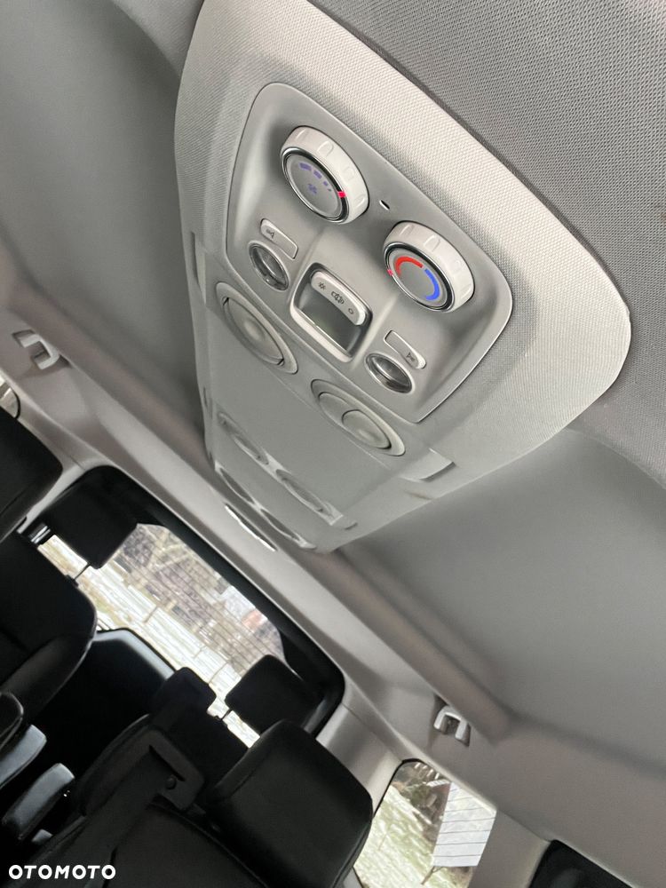 Peugeot Traveller 2.0 BlueHDi Long Business Vip - 34