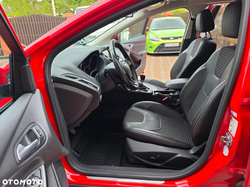 Ford Focus 1.5 TDCi DPF Start-Stopp-System Titanium - 26