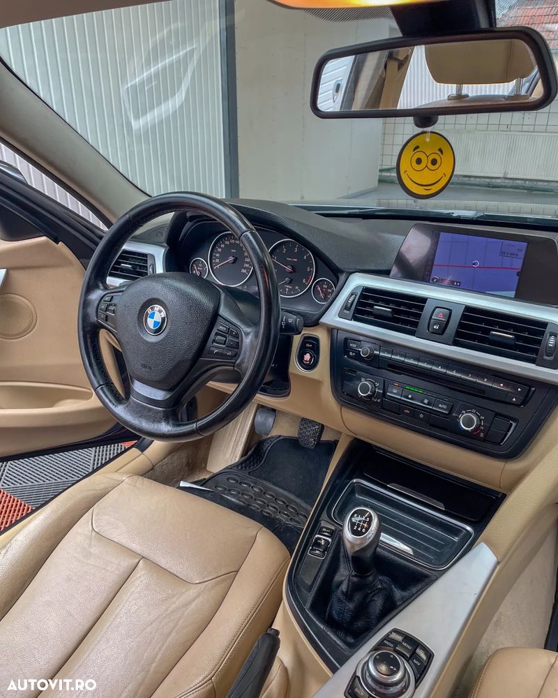 BMW Seria 3 320d DPF Efficient Dynamics Edition - 8