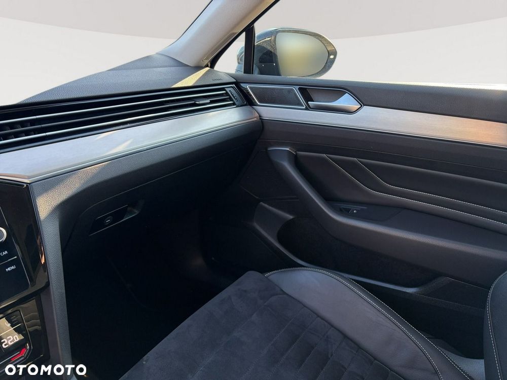 Volkswagen Passat 1.5 TSI EVO Elegance DSG - 27
