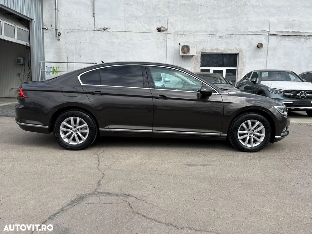 Volkswagen Passat 1.4 TSI ACT DSG Comfortline - 11