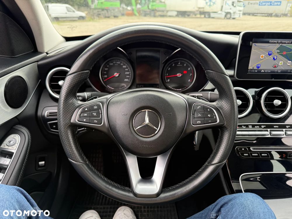Mercedes-Benz Klasa C 180 7G-TRONIC Exclusive - 13