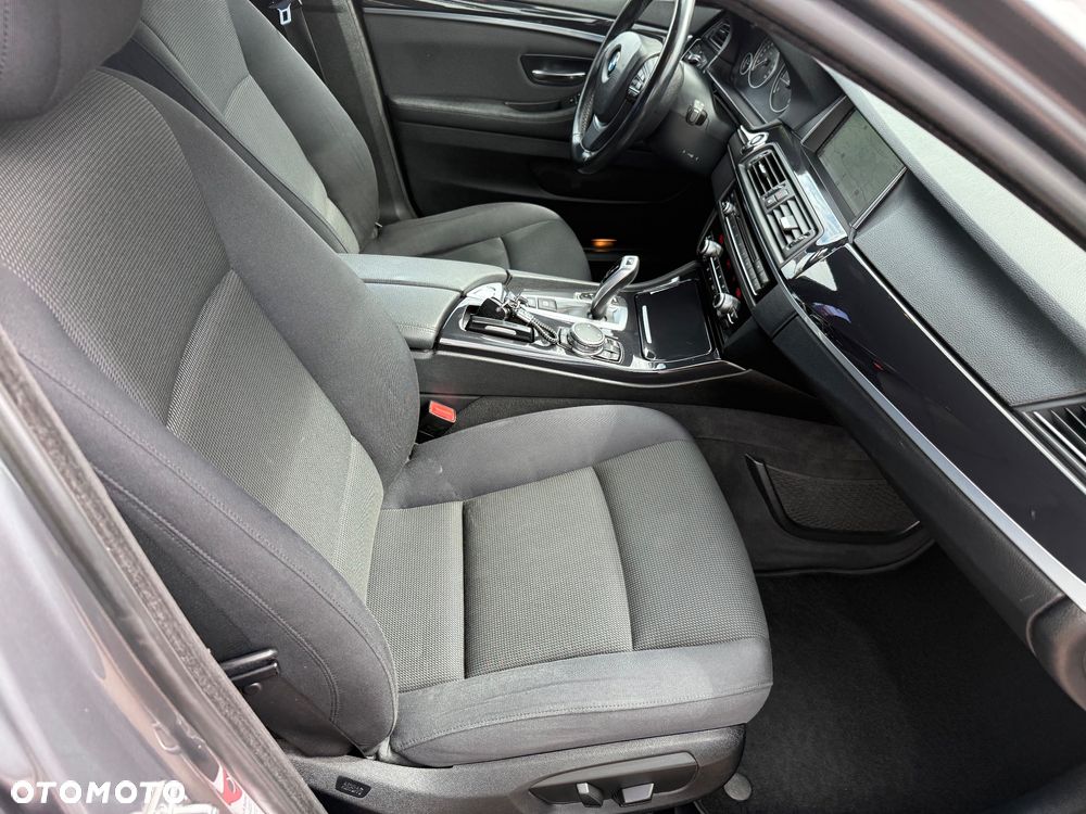 BMW Seria 5 520d - 10