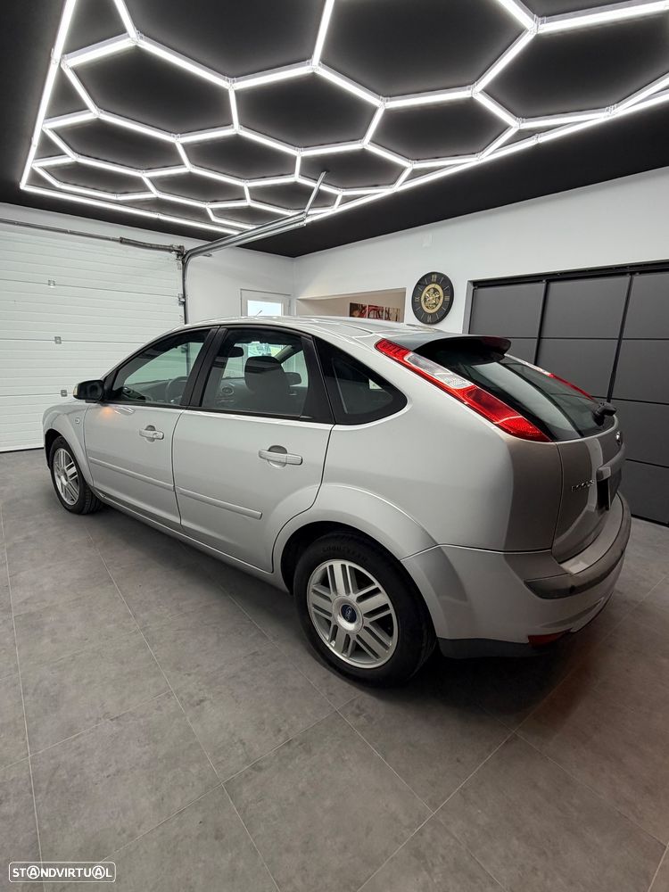 Ford Focus 1.6 TDCi Ghia CVT - 3