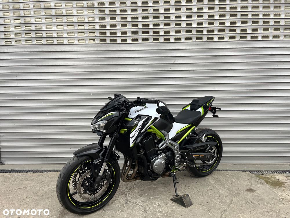 Kawasaki Z 900 - 25