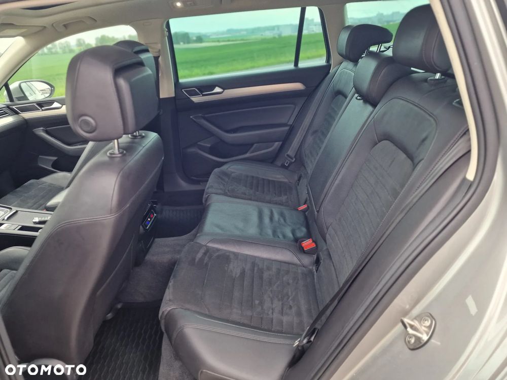 Volkswagen Passat 1.6 TDI (BlueMotion Technology) DSG Comfortline - 21