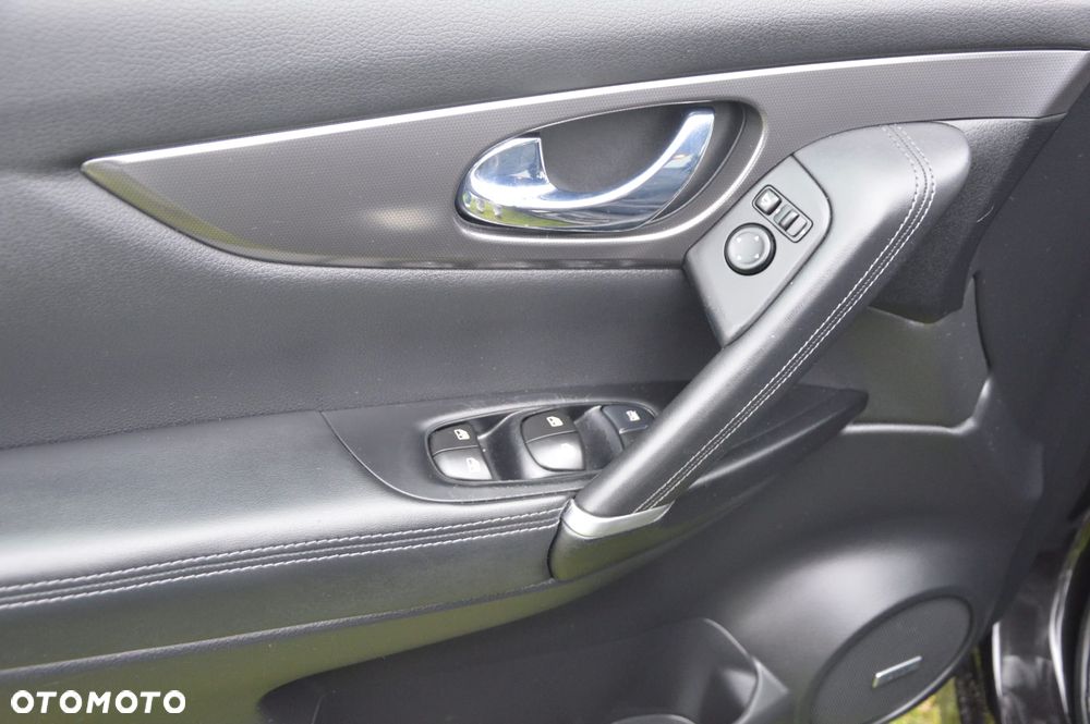 Nissan Qashqai 1.6 DIG-T Tekna+ - 25