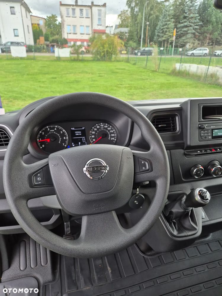 Nissan nv400 Master 2,3 - 22