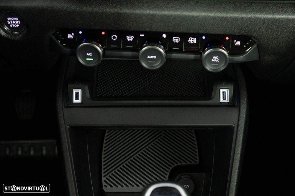 Citroën C4 1.2 PureTech Plus - 24