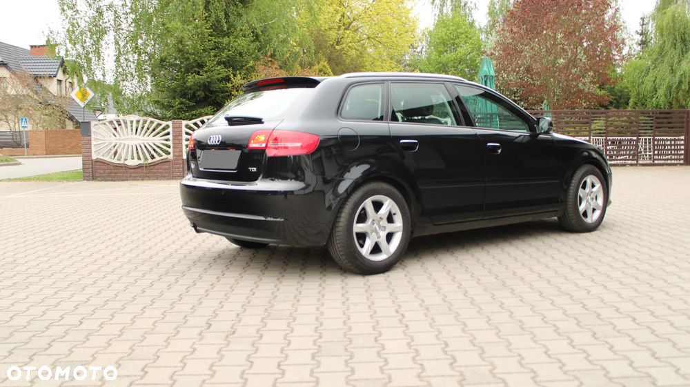 Audi A3 Sportback 1.6 TDI Attraction - 20