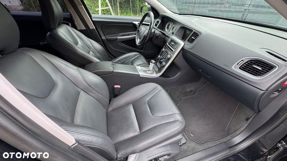 Volvo S60 T6 AWD Summum - 30