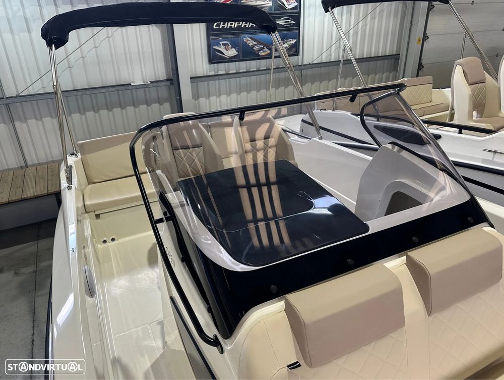 Quicksilver Activ 705 Open - 26