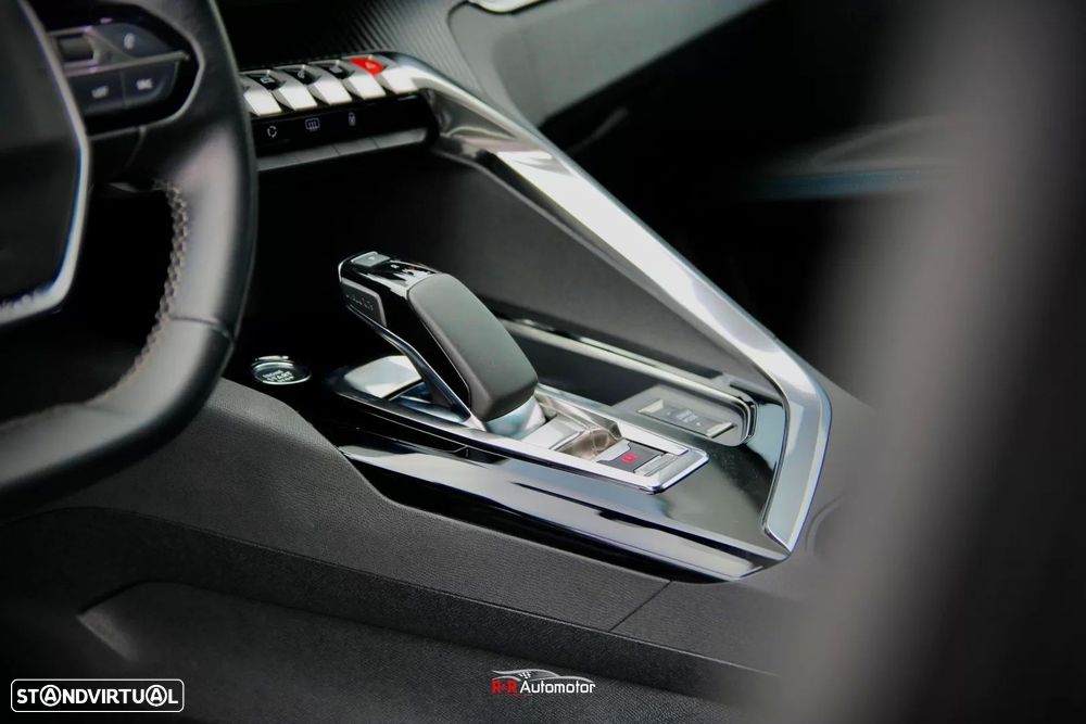 Peugeot 3008 1.6 Hybrid Allure e-EAT8 - 32
