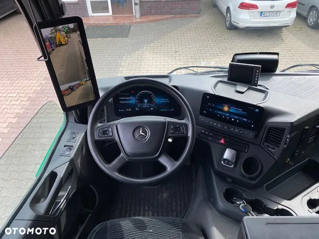 Mercedes-Benz ACTROS 2546 MP5 6X2 CYSTERNA DO MLEKA HLW 4 komory - 32
