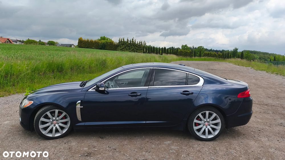 Jaguar XF - 4