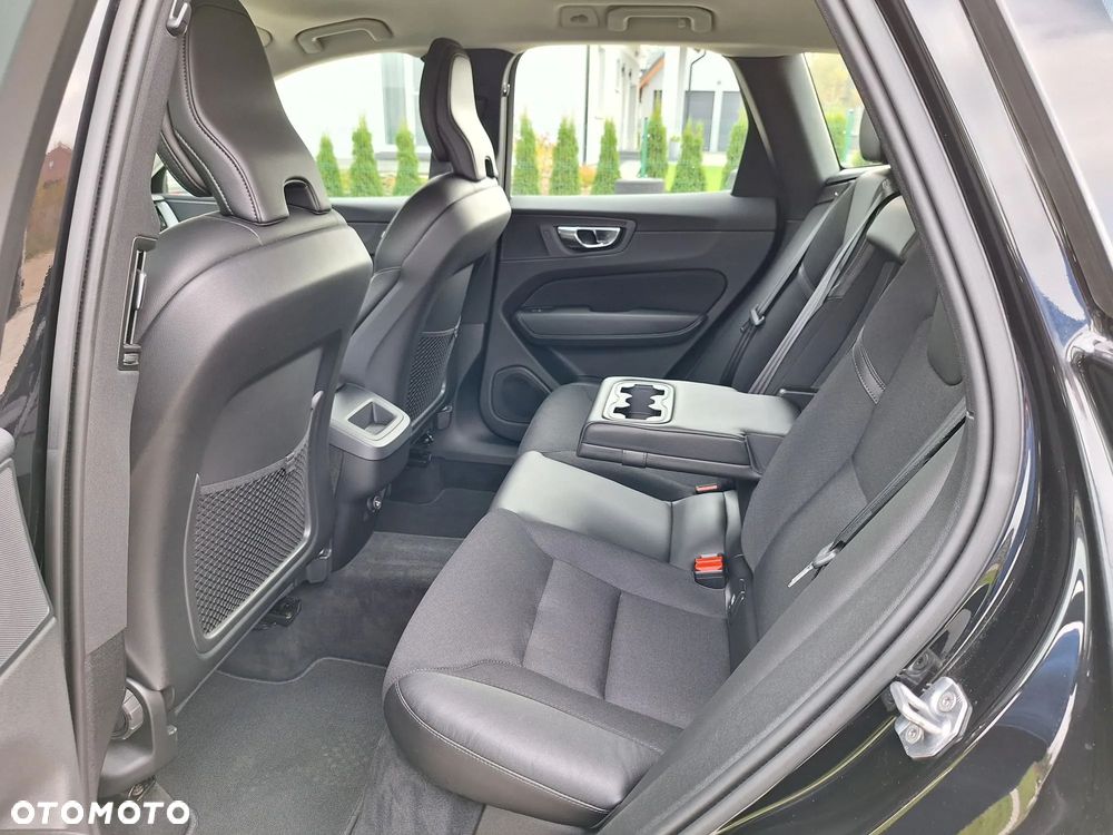Volvo XC 60 D4 AWD Geartronic Momentum - 15
