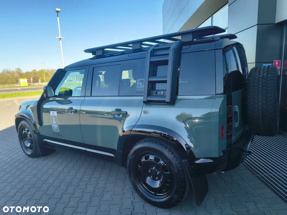 Land Rover Defender - 4