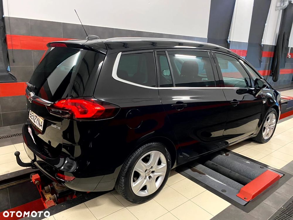 Opel Zafira 1.4 T Cosmo EcoFLEX S&S - 10