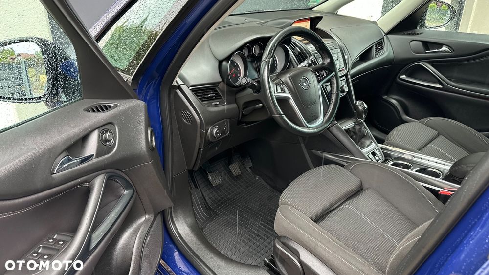 Opel Zafira 2.0 D (CDTI ecoFLEX) Start/Stop Innovation - 24