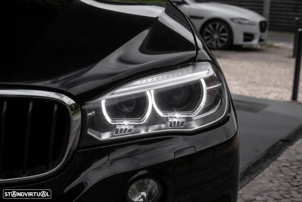 BMW X5 25 d sDrive Comfort 7L - 8