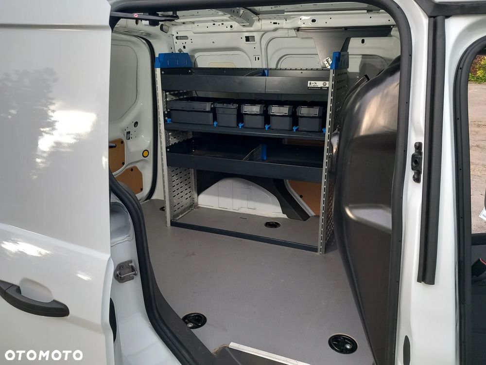 Ford Transit Connect - 10