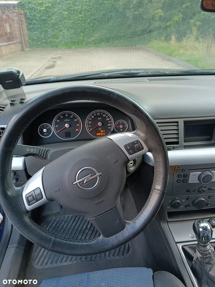 Opel Vectra - 11