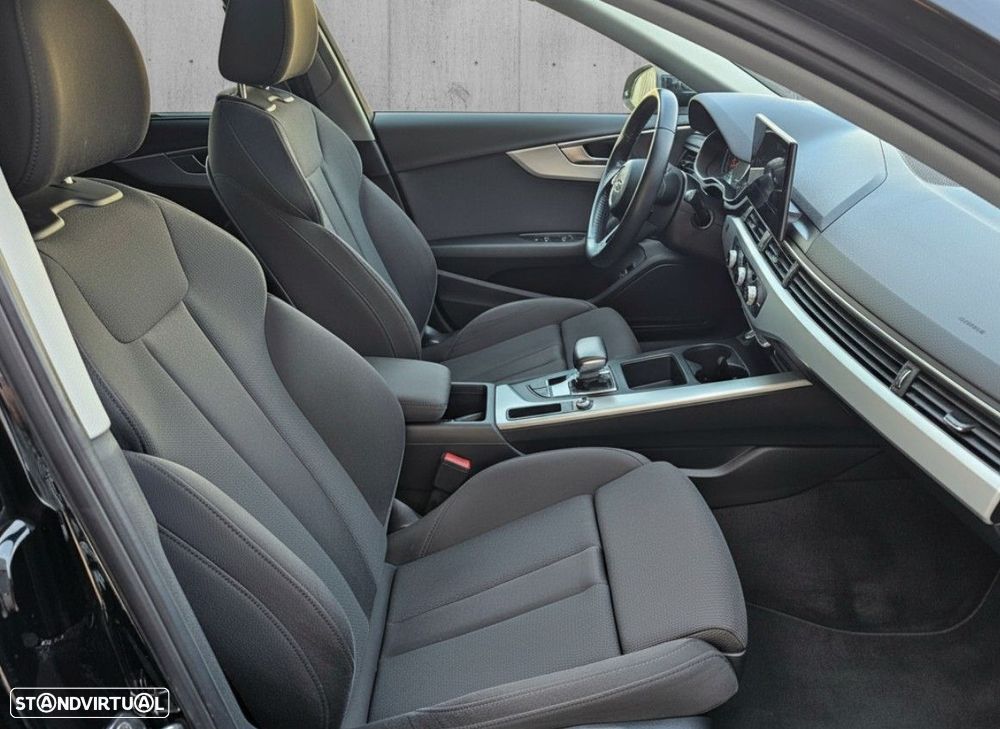 Audi A4 Avant 30 TDI S tronic - 14