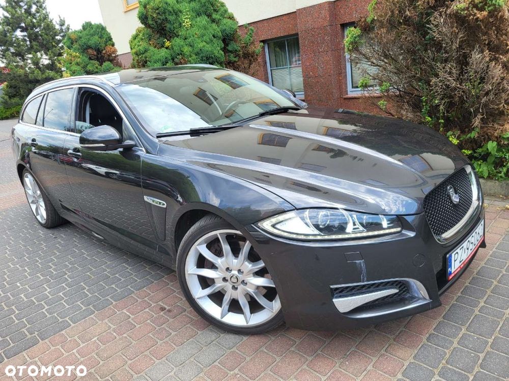 Jaguar XF - 17