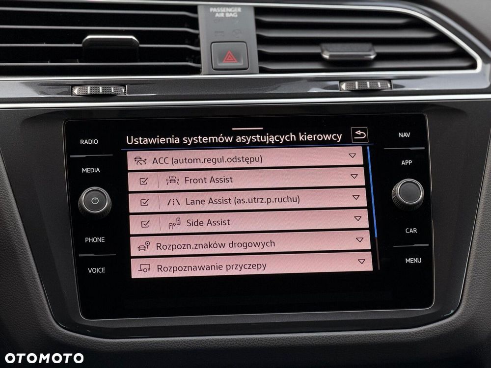 Volkswagen Tiguan 2.0 TDI SCR Urban Sport DSG - 31