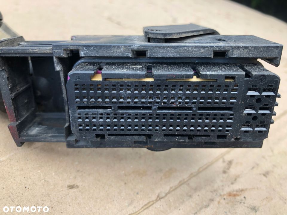 WTYCZKA INSTALACJI GŁÓWNEJ IVECO DAILY 3.0 L - 2