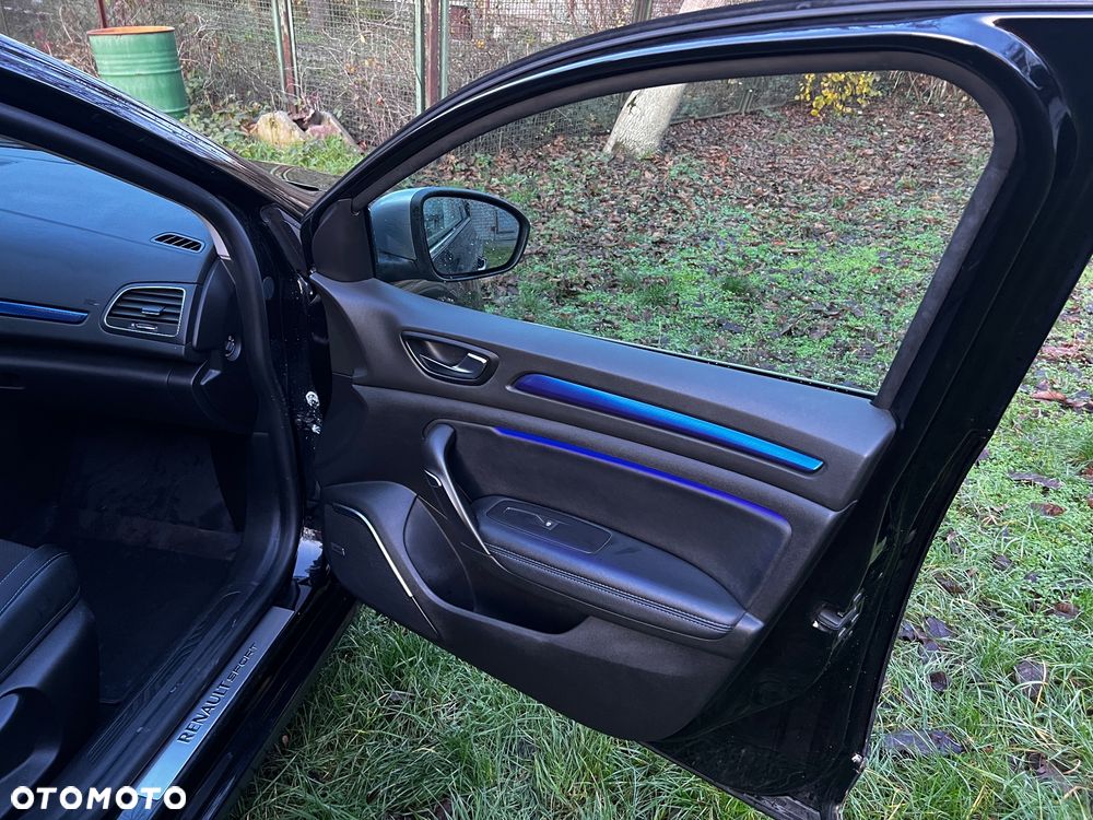 Renault Megane 1.6 dCi GT EDC - 21