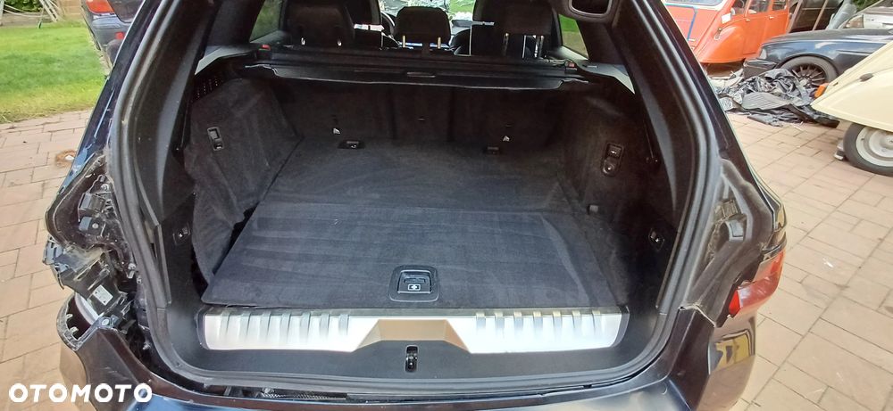 BMW Seria 5 530e xDrive - 30