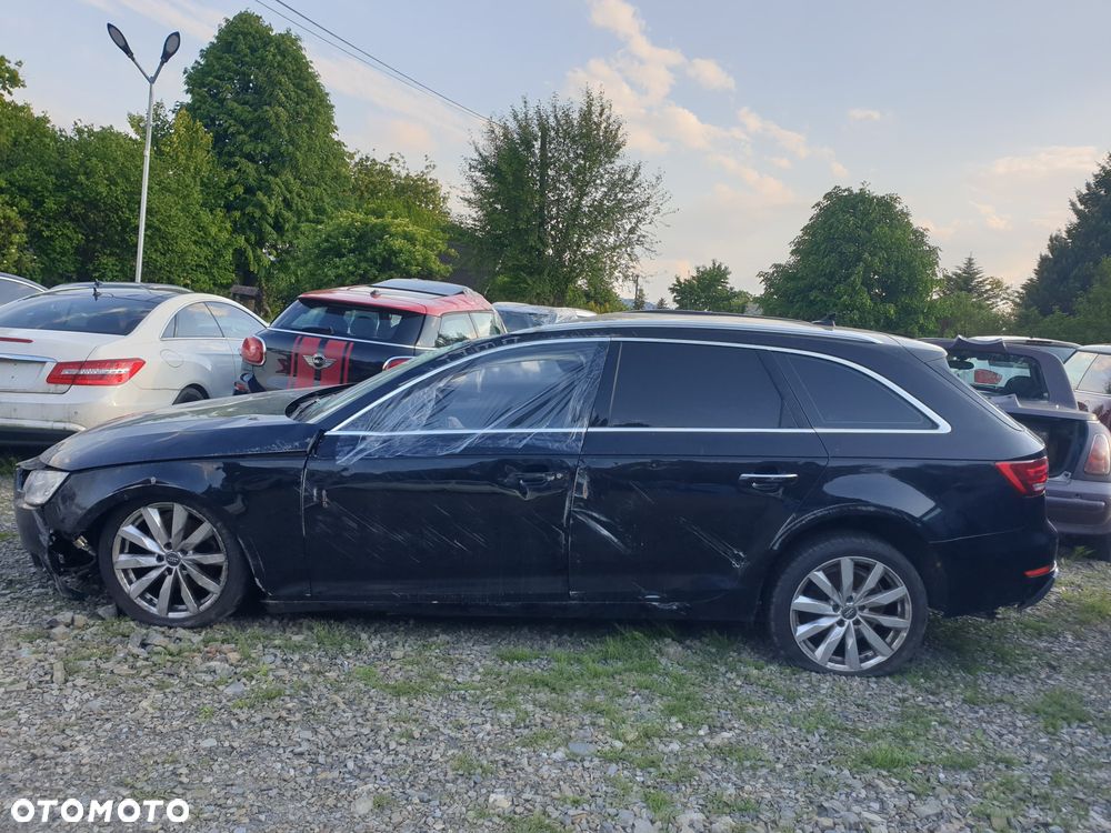 Audi A4 Avant 2.0 TDI Design S tronic - 11