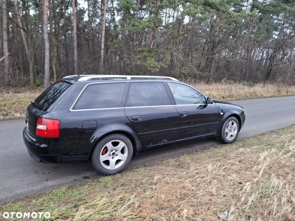 Audi A6 Avant - 16