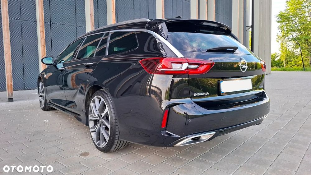 Opel Insignia 2.0 CDTI 4x4 GSi S&S - 12