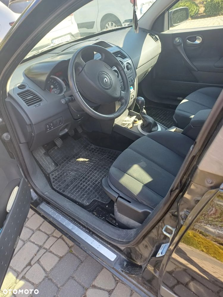 Renault Megane 2.0 16V Dynamique - 7